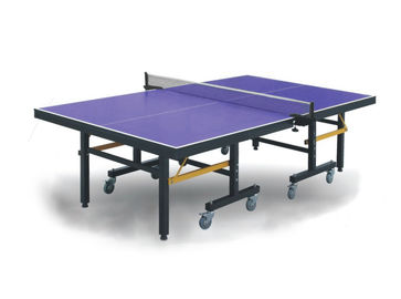 Purpurroter MDF-Spitzen-Tischtennis-Klapptisch, einzelne Wettbewerbs-Klingeln Pong-Standardtabelle